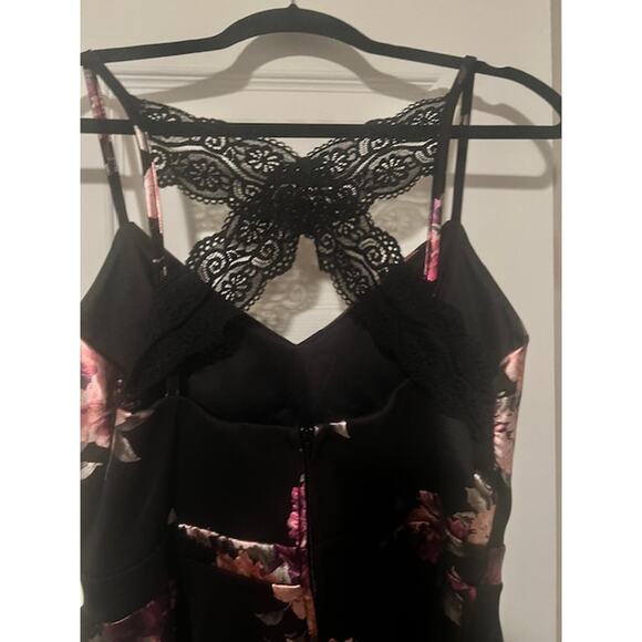 Black Floral Print Junior's dress (size 13) from Speechless - Picture 5 of 7